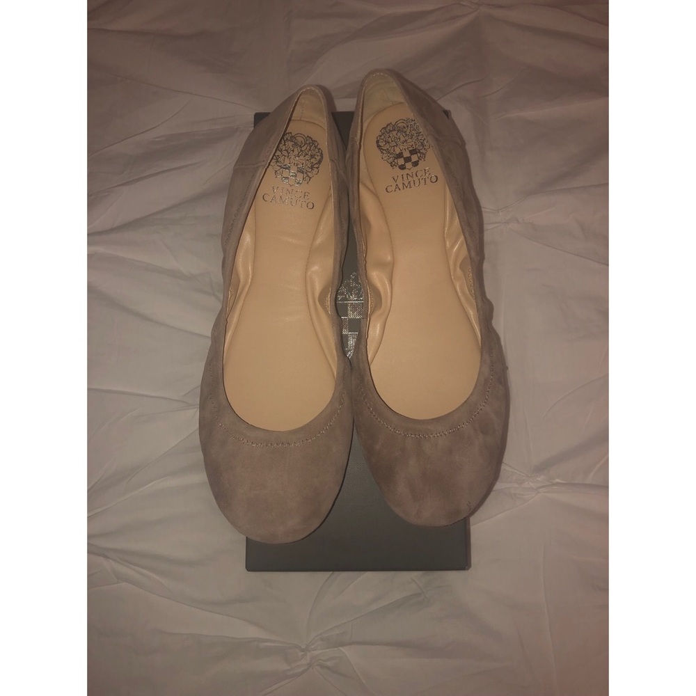 Vince Camuto Ellen Flat